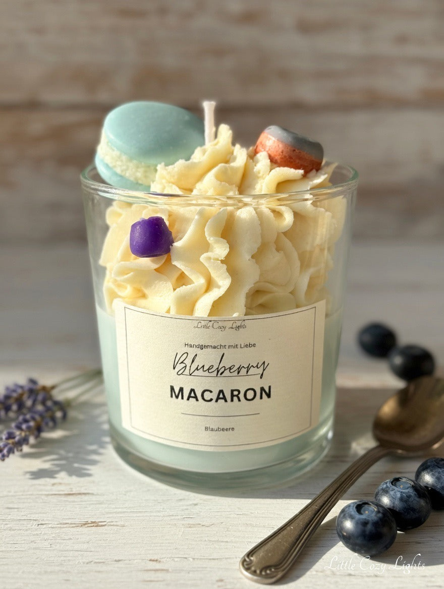Blueberry Macaron Dessert-Kerze